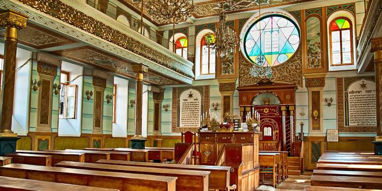 Day 4: Jewish Heritage & Old Tbilisi Exploration